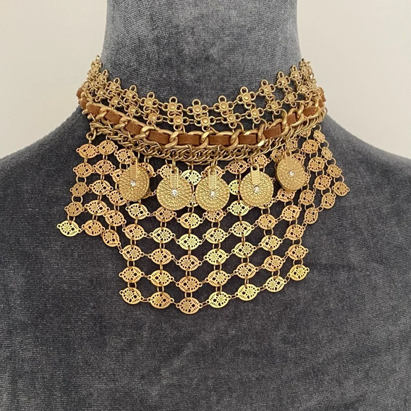 NWT Free People Get Obsessed Choker Necklace Gold Tone - Picture 2 of 5